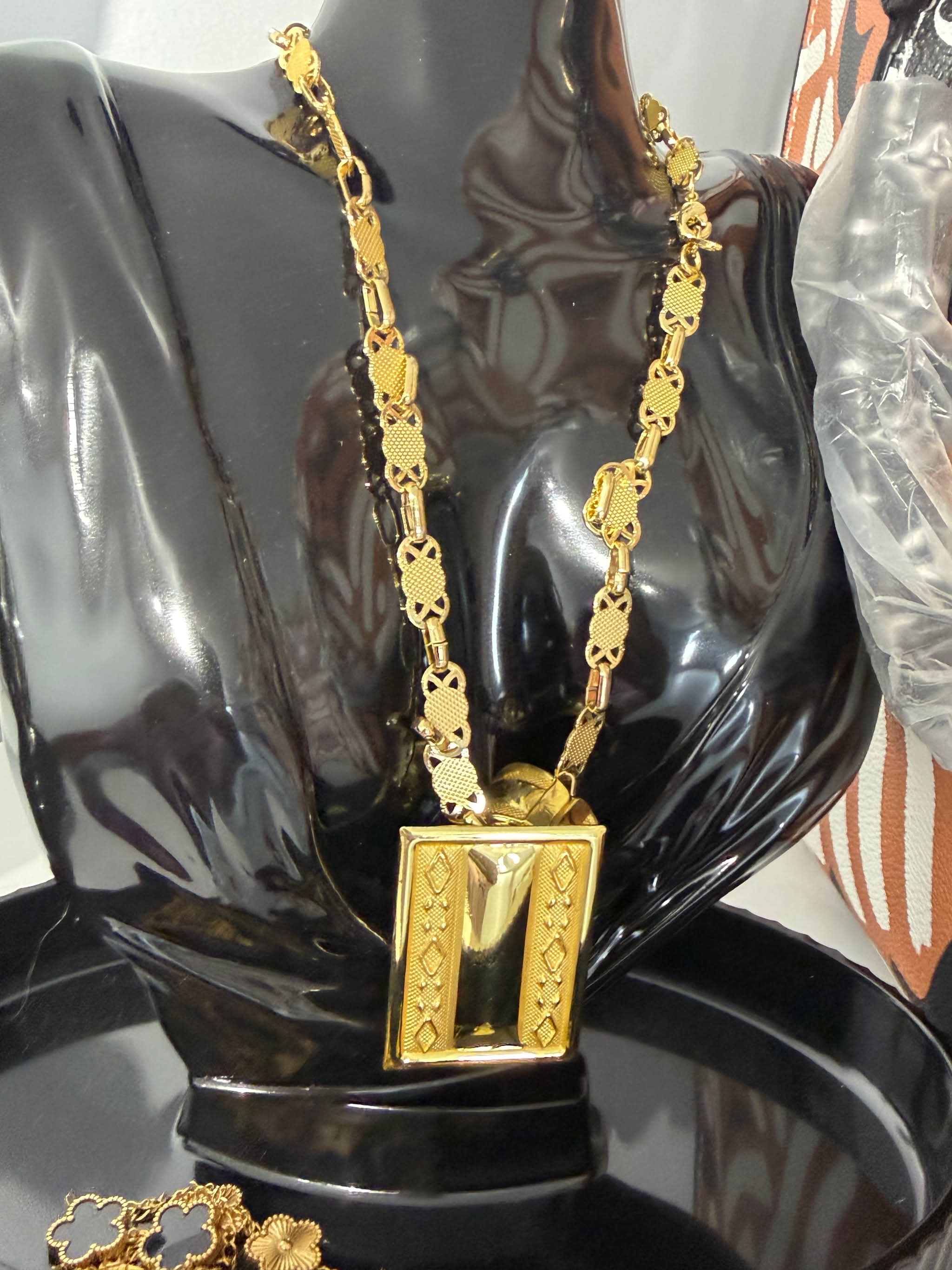 Liberian guarantee gold