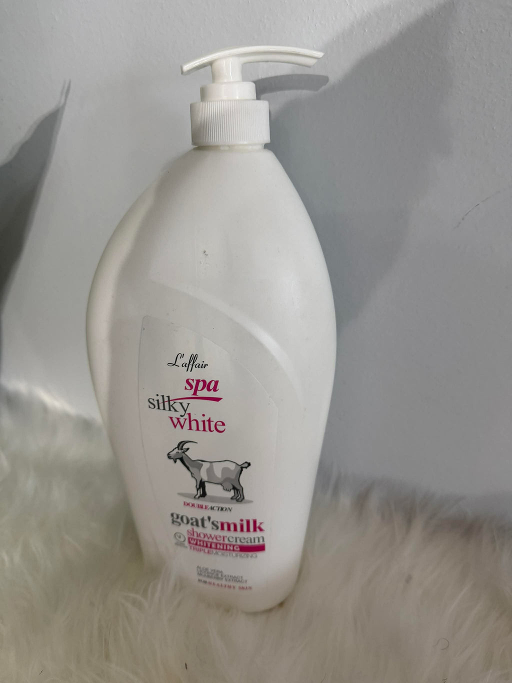 Goat milk shower cream whitening