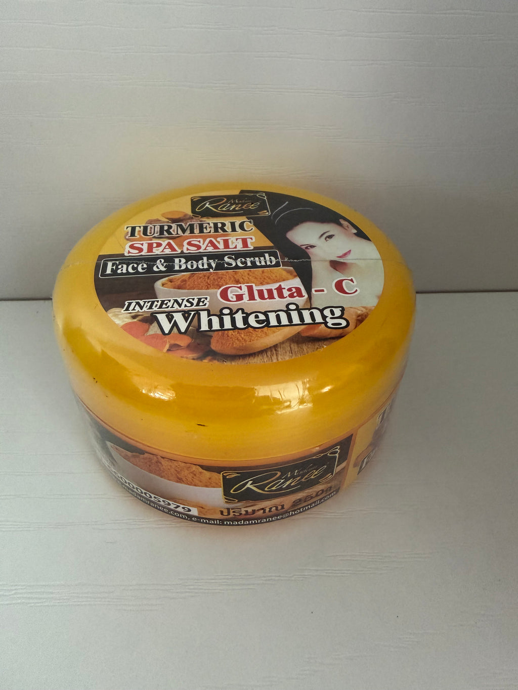 Turmeric spa salt