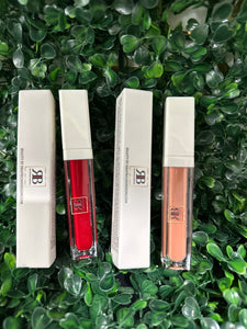 Long lasting matte lipstick
