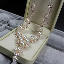 Load image into Gallery viewer, Pearl stone necklace