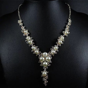 Pearl stone necklace